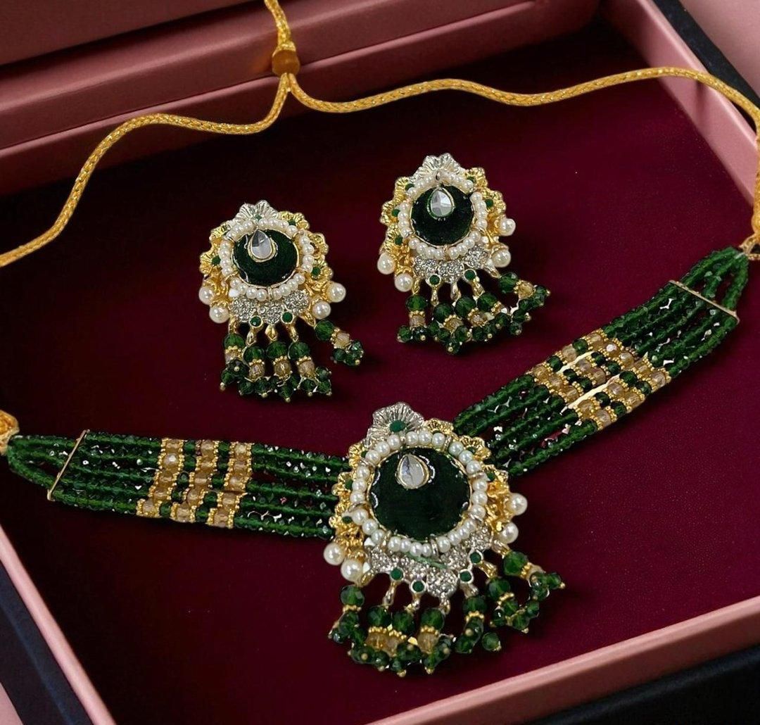 Elegant Bridal Choker Set