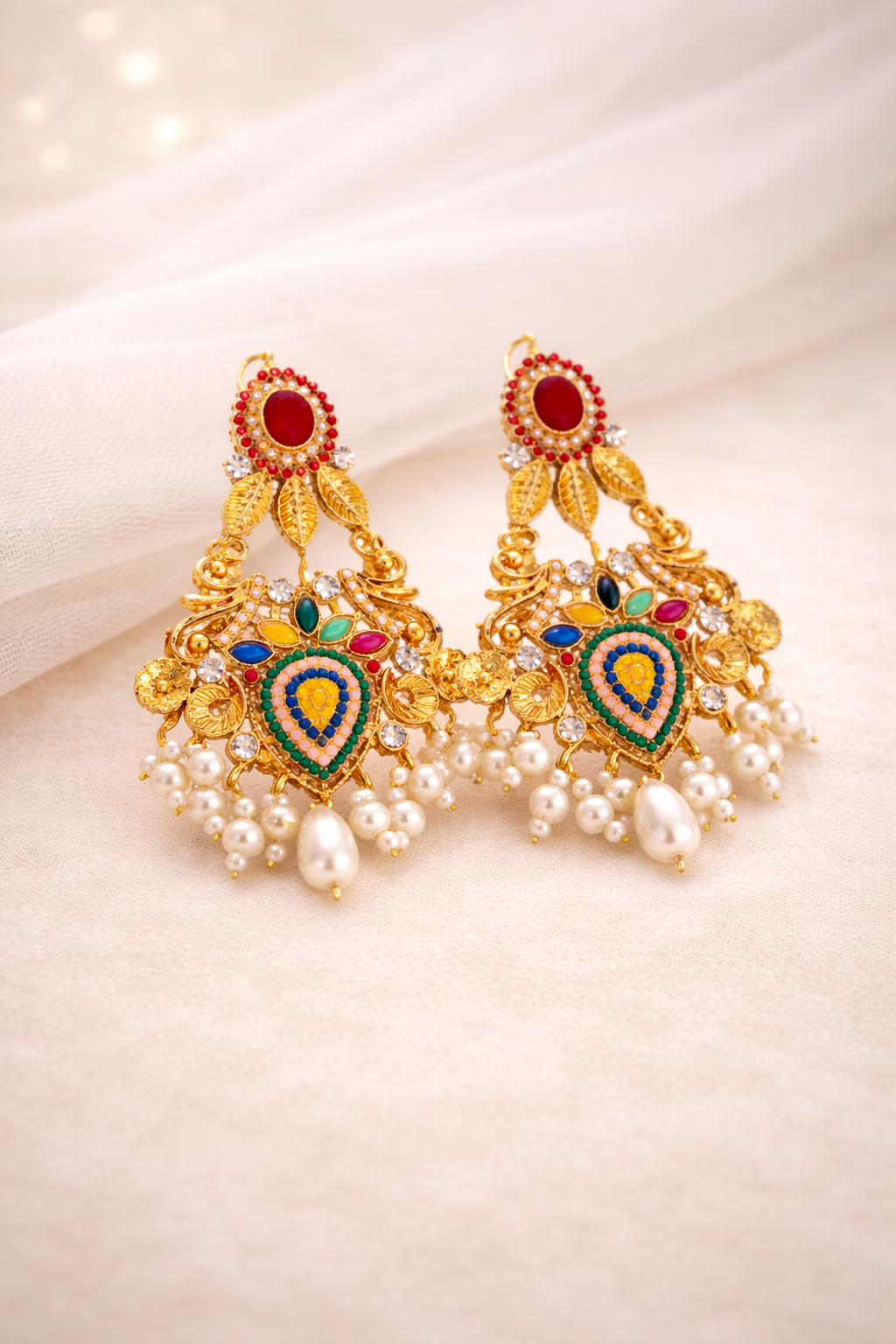 Traditional Gold Earring & Bindiya Set